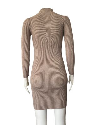 Плетена дамска рокля с поло яка, копчета и цепка XS