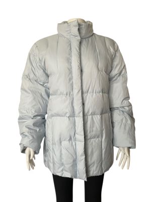 Светло синьо дамско зимно яке с джобове, копчета и цип L