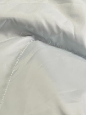 Светло синьо дамско зимно яке с джобове, копчета и цип L