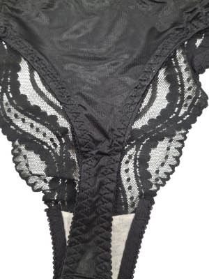 Дамски бикини M