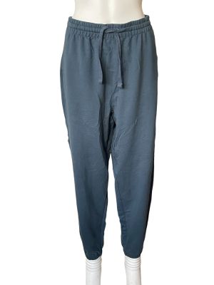 Дамско спортно долнище с джобове и връзки TRUE.NORTH.STRONG. XL