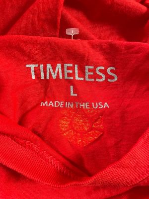 Мъжка тениска с надпис TIMELESS L