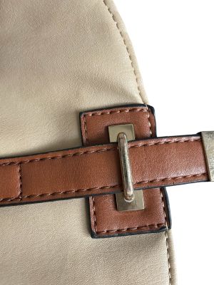 Кожена дамска раница ACCESSORIZE 