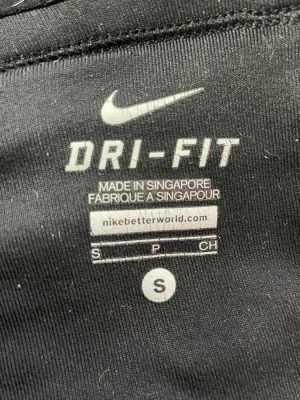 Дамскa спортна пола с къси панталони NIKE S