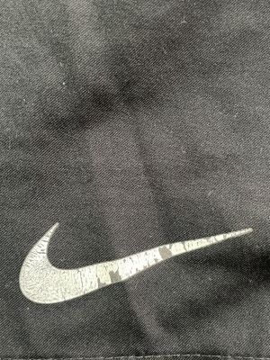 Дамски спортни къси панталони NIKE M